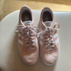 Adidas Pink Blush Tennis Shoes Sneakers - Fits Women Size 9.